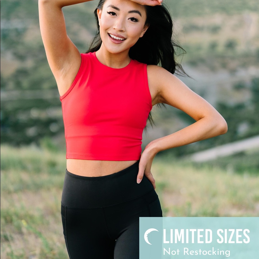 ZYIA Red High-Neck Stronger Tank